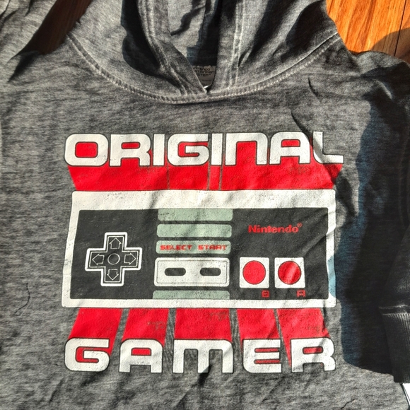 Nintendo hoodie - Picture 2 of 5